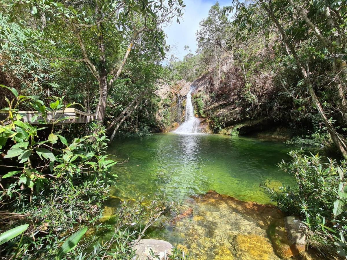 Cachoeira E Pousada Paraiso Dos Pandavas Алту-Параизу-ди-Гояс Экстерьер фото