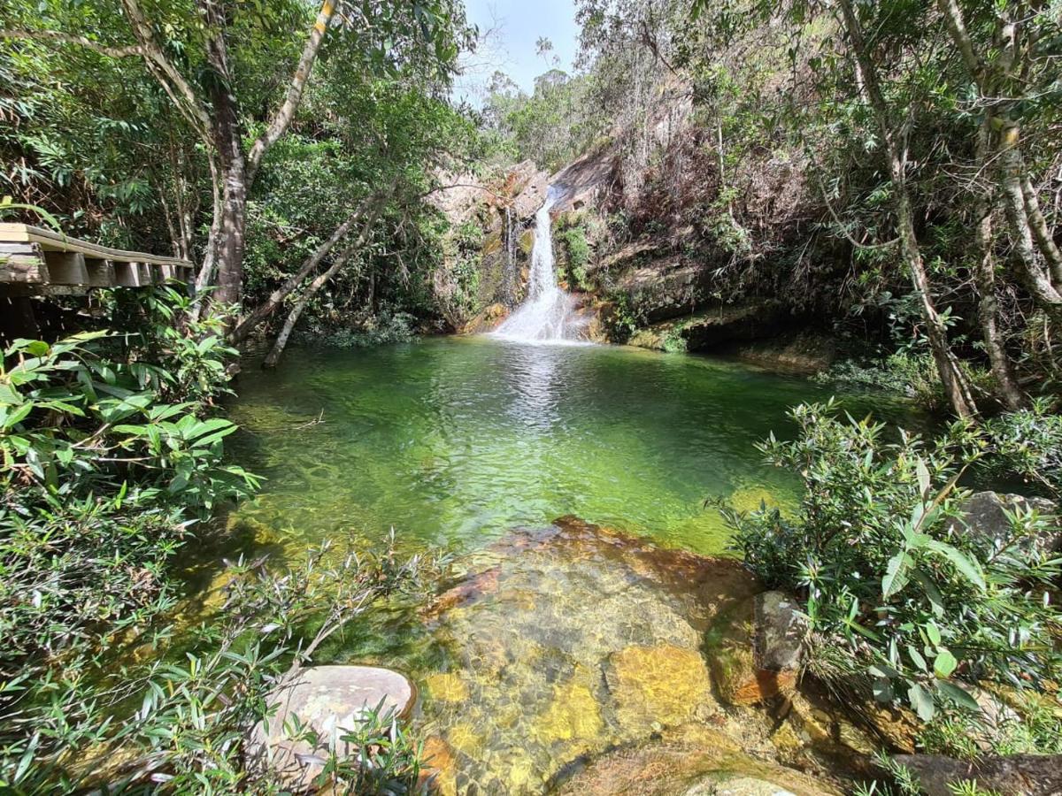 Cachoeira E Pousada Paraiso Dos Pandavas Алту-Параизу-ди-Гояс Экстерьер фото